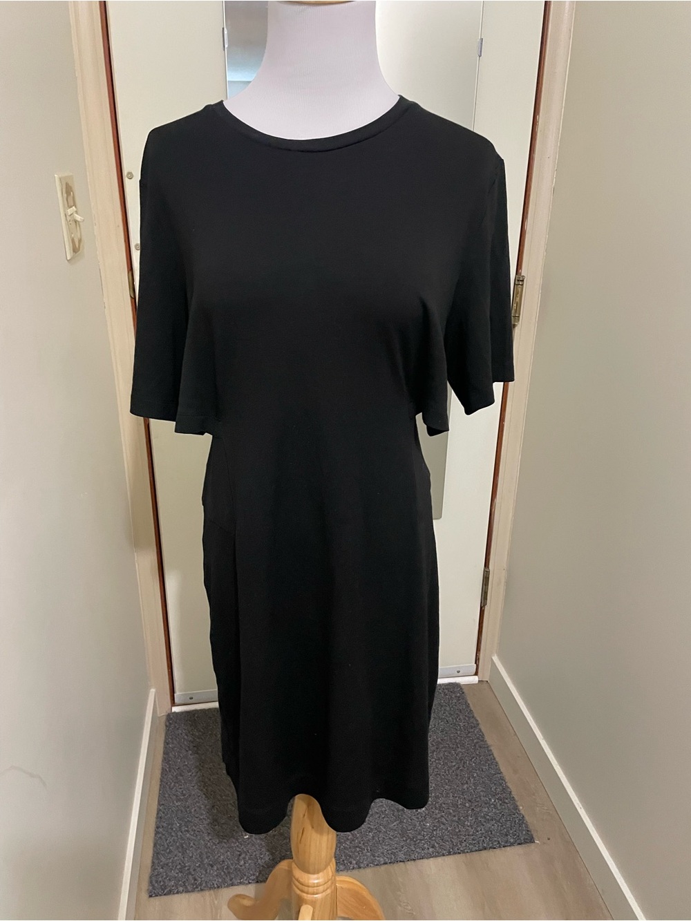 Classic Black Short-Sleeve Women's Dress
